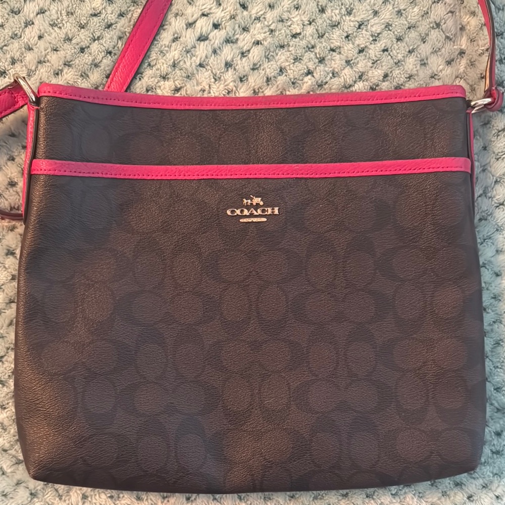 Coach Brown and Pink Crossbody Bag with Signature Design - Picture 6 of 8